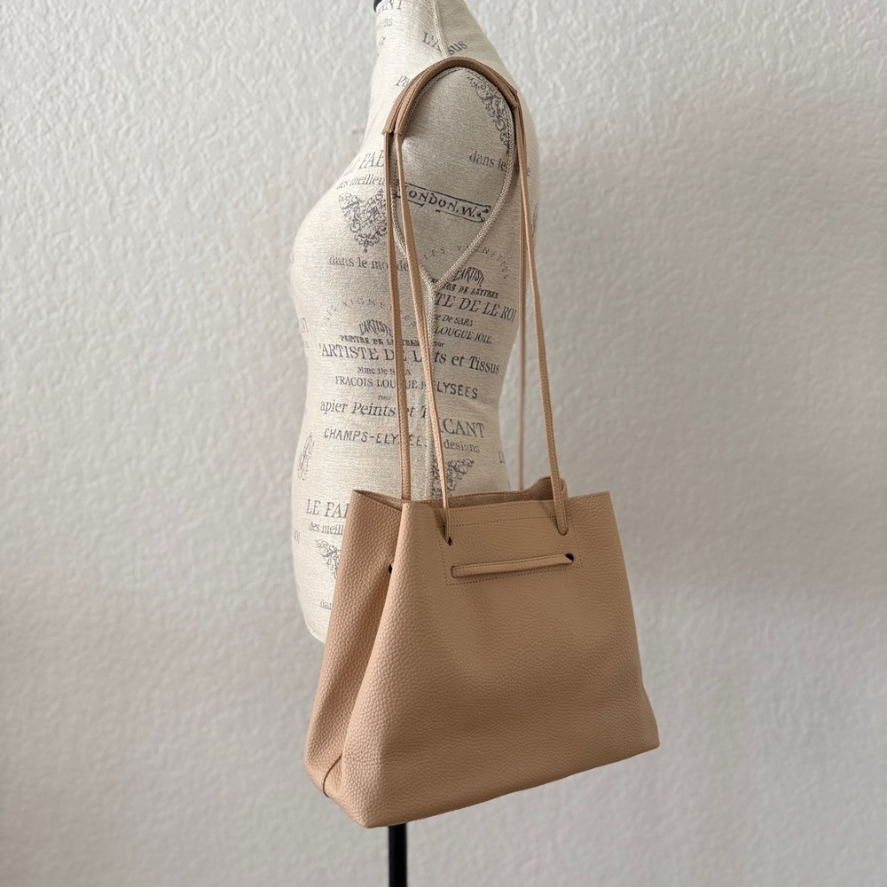 8 Other Reasons Tan Slouchy Vegan Leather Bag - Picture 2 of 9